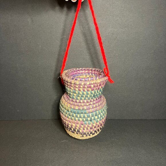 Hand-Woven Small Purple & Green Olla Basket Jar w/ Lid & Red Carrying Handle 5" - Picture 7 of 8